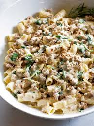 Creamy Sausage And Spinach Pasta The Girl Who Ate Everything Recipe Ground Sausage Recipes Sausage Recipes For Dinner Italian Sausage Recipes