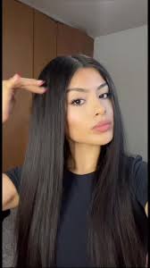 Daisy Vega's Instagram, Twitter & Facebook