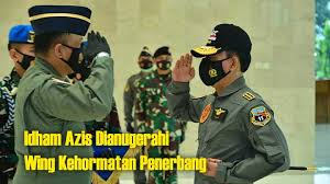 Kapolri jenderal idham azis mengganti sebanyak 7 kepala kepolisian daerah atau kapolda dan 4 kapolri jenderal idham azis saat memimpin upacara pembukaan pendidikan sekolah inspektur. Jelang Pensiun Kapolri Idham Azis Terima Dua Penghargaan Dari Tni