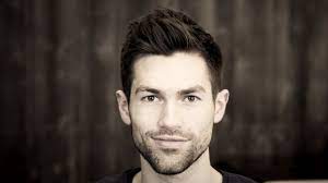 Aveda Men 3 Hairstyles 1 Grooming Clay For Flexible Control Hair Clay Mens Hairstyles Thin Hair Men