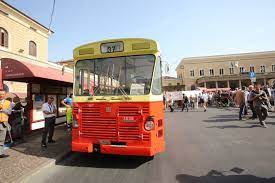 Strage 2 agosto 1980 bologna: Due Agosto Il Bus 37 Simbolo Della Strage Torna In Stazione La Repubblica