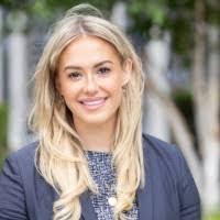 Catherine Binkley's Instagram, Twitter & Facebook