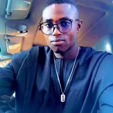 L'une 32 ans congolaise d'origine célibataire