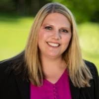 Mindy Halverson's Instagram, Twitter & Facebook