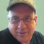 Robin Detweiler's Instagram, Twitter & Facebook