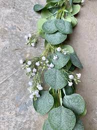 Pin On Silver Dollar Eucalyptus Garland Baby S Breath Garland Willow Garland Rose Garland