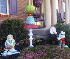Perfect to sit at the foot of. Pin By Traci Hines On Home Alice In Wonderland Garden Fantasy Decor Halloween Outdoor Decoration