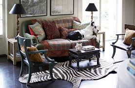 Lavender, violet, thyme, and sage, are a great place to start and, when put in a vase or planter, have that subtle wild quality that's unfussy (a hallmark of this look). How To Bring Home English Cottage Charm One Kings Lane