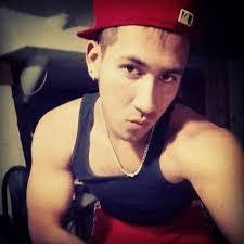 Douglas Melgar's Instagram, Twitter & Facebook