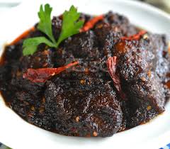 600 gm daging lembu diperap dengan kicap pekat dan gula 1 inci halia 5 ulas bawang putih 5 ulas bawang merah 4 biji cili. Resepi Daging Masak Hitam Ber Kerisik Pawtaste Com