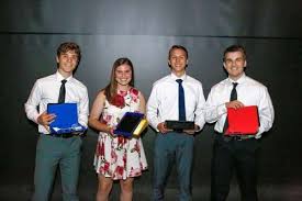 Investors award $30,000 to top business pitches