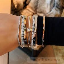 Set in 18k yellow gold with the finest of a fabulous cartier tennis necklace composed of the finest cartier round brilliant cut diamonds totalling 16.5ct set in 18k white gold, the bracelet has. 25 Cute Beautiful Bangles To Accessorise With This Season Tennis Bracelet Diamond Diamond Bracelet Diamond Bracelets