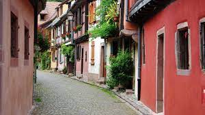Dans le cadre de la fête de la mer et des littoraux, l'association barques catalanes du barcarès a proposé une visite du village des pêcheurs.à partir d'une exposition richement. Quel Est Le Village Prefere Des Francais Gq France