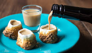 How To Toasted Marshmallow Shot Glasses With Baileys Toasted Marshmallow Edible Shot Glasses Yummy Drinks