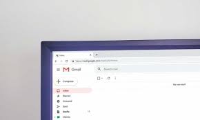 Surat elektronik (ratron) adalah layanan pengiriman surat (termasuk dokumen) melalui media. 7 Cara Mengirim Lamaran Pekerjaan Via Email Biar Kamu Diterima Bekerja Highlight Id