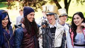 He was just 20 years old. Disney Channel S Descendants 3 Honored Cameron Boyce With A Heartfelt Video Tribute Teen Vogue