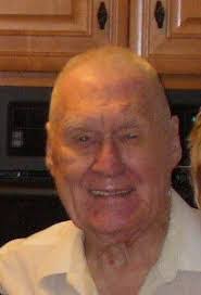 Lisa Woolum's Instagram, Twitter & Facebook