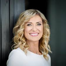 16 candidates from all german states will face the predominantly female jury to elect miss germany 2021, with the motto #empoweringauthenticwomen. Dagmar Wohrl On Twitter Was Fur Ein Abend Das Zweite Mal Mit Dem Konzept Haben Wir Gestern Die Neue Miss Germany Gekurt Das Thema Femaleempowerment Hat Man Auf Der Buhne Gespurt Missgermany