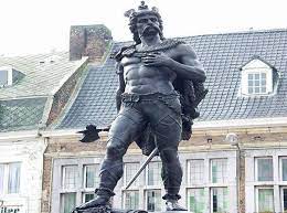 Lees hieronder de nieuwsberichten, of vind meer over onze club op andere pagina's via de links hierboven. Het Standbeeld Van Ambiorix Op De Grote Markt Van Tongeren Dateert Uit 1866 Belgium Travel Belgium Statue