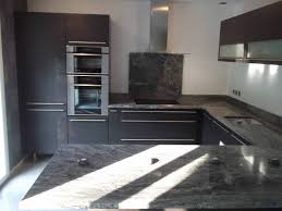 J'hésite entre différents plan comme la céramique, le dekton, le granit et le quartz. Cuisine En Granit A Nancy Plan De Travail Vasque Credence Table Comptoir