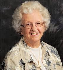 Bobbie Huffman's Instagram, Twitter & Facebook