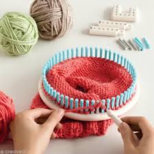 Le tricotin prym est idéal pour débuter à. Tricotin Martha Stewart Metier A Tisser Et Tricoter Tricotin Manuel Creavea