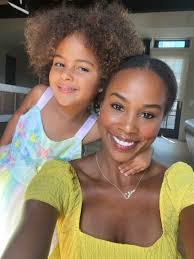 Joi Scott's Instagram, Twitter & Facebook