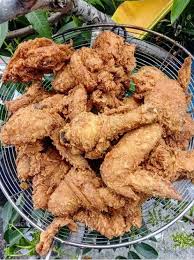 Resepi ayam goreng celup tepung mudah lagi rangup. Sedapnya Makan Begitu Sahaja Resipi Ayam Goreng Rm1 Yang Sumpah Sedap Gila Kisah Dunia