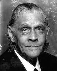 Douglas Oakes's Instagram, Twitter & Facebook