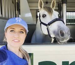 Does britt dekker have tattoos? Britt Dekker Met George Naar Jumping Amsterdam Horses Nl