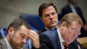 Een ruime meerderheid steunde in de nacht van donderdag op vrijdag de oproep van d66 en het cda, die rutte niet zomaar het vertrouwen en het voortouw willen geven in de verdere formatie. Motie Van Afkeuring Maar Rutte Wil Door Nos
