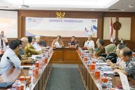 Di jerman, pendidikan adalah sepenuhnya soal negara, yang tidak ada. Pendidikan Sistem Ganda Smk Indonesia Belajar Dari Jerman Indovoices