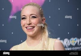 Margaret Singer's Instagram, Twitter & Facebook