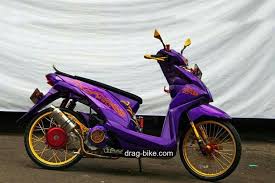 50 Foto Gambar Modifikasi Beat Kontes Street Racing Jari Jari Drag Bike Com Di 2020 Ungu Gambar Motor