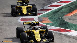 Race: Teamorder helpt Hamilton aan Russische zege, inhaalrace Verstappen  naar P5 | GPToday.net