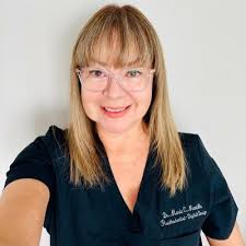 Vanzuela Smith (@VanzuelaS)