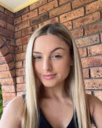 Karli Brooks's Instagram, Twitter & Facebook