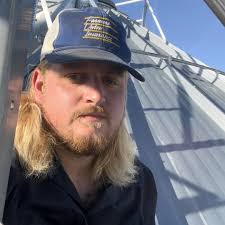 Stream Perry Peters music