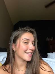 lindsay (@Lindsaysimms19)