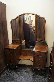 Furniture Dressers Vanities 1900