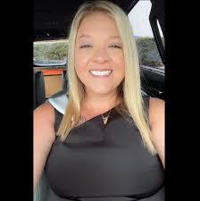 Who prefers pellet feed and who prefers crumble? Trying to find out what  works best