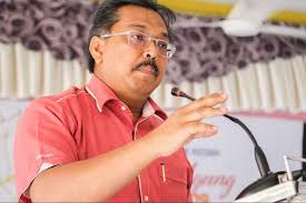 · berumur kurang daripada 21 tahun. Pemimpin Politik Perlu Fikir Kepentingan Rakyat Negara