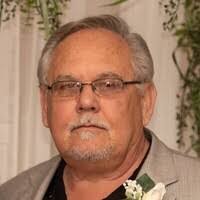 Gina Null's Instagram, Twitter & Facebook