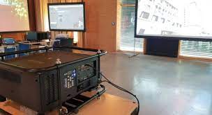 Epson event manager utility free download: Epson Projektor Mit Nativem 4k 3lcd Chip Aus Eigenentwicklung Professional System