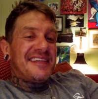 6 "Aaron Daniell" profiles