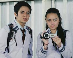 Setelah sukses memerankan tokoh erick di sinetron, angga pun melebarkan sayapnya film sajen menjadi film pertama yang kembali mempertemukan angga yunanda bersama amanda manopo. Sinopsis Film Sajen Potret Ironi Dampak Bullying Di Sekolah Tayang Di Trans7 Pukul 22 00 Wib Halaman 3 Tribunnewswiki Com Mobile