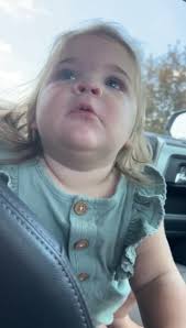 I miss my mom too 🥺 #cutegirl #mother #momslove