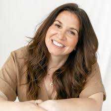 Danielle Shedd's Instagram, Twitter & Facebook