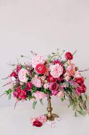 Pin By Irene Zz On Amare Flower Arrangements Wedding Floral Centerpieces Floral Arrangements