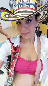 Dulce Martínez 🐯 (@dulzy)